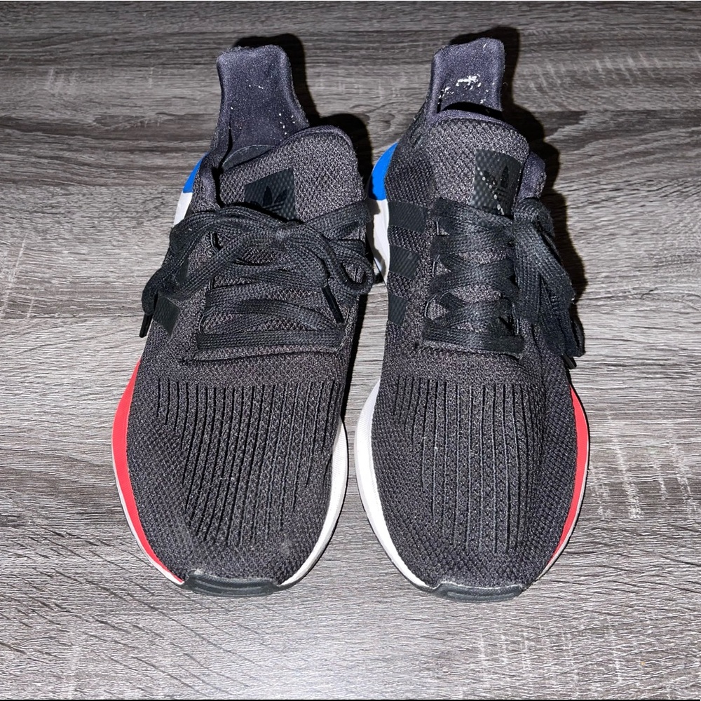 Adidas Sneakers size 6